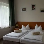 Waldfrieden 3*